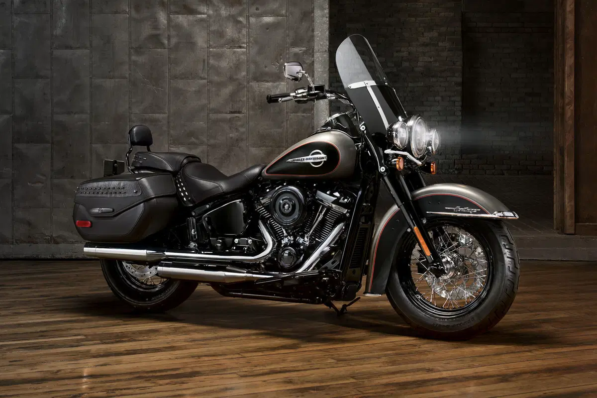 Harley-Davidson Softail 107 Heritage Classic (2018 - 19) - FLHC (3)