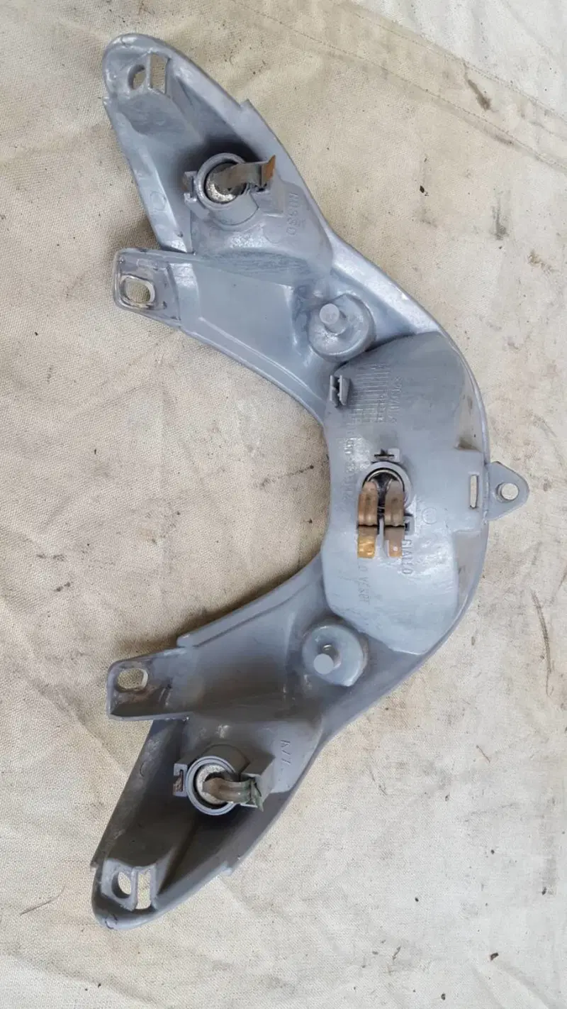Fanale Post Leonardo 150 Aprilia (5)