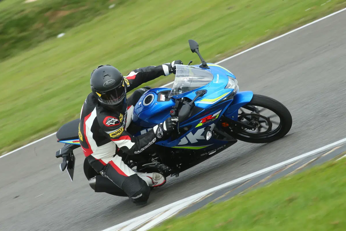 Suzuki GSX-R 125 e GSX-S 125 (4)