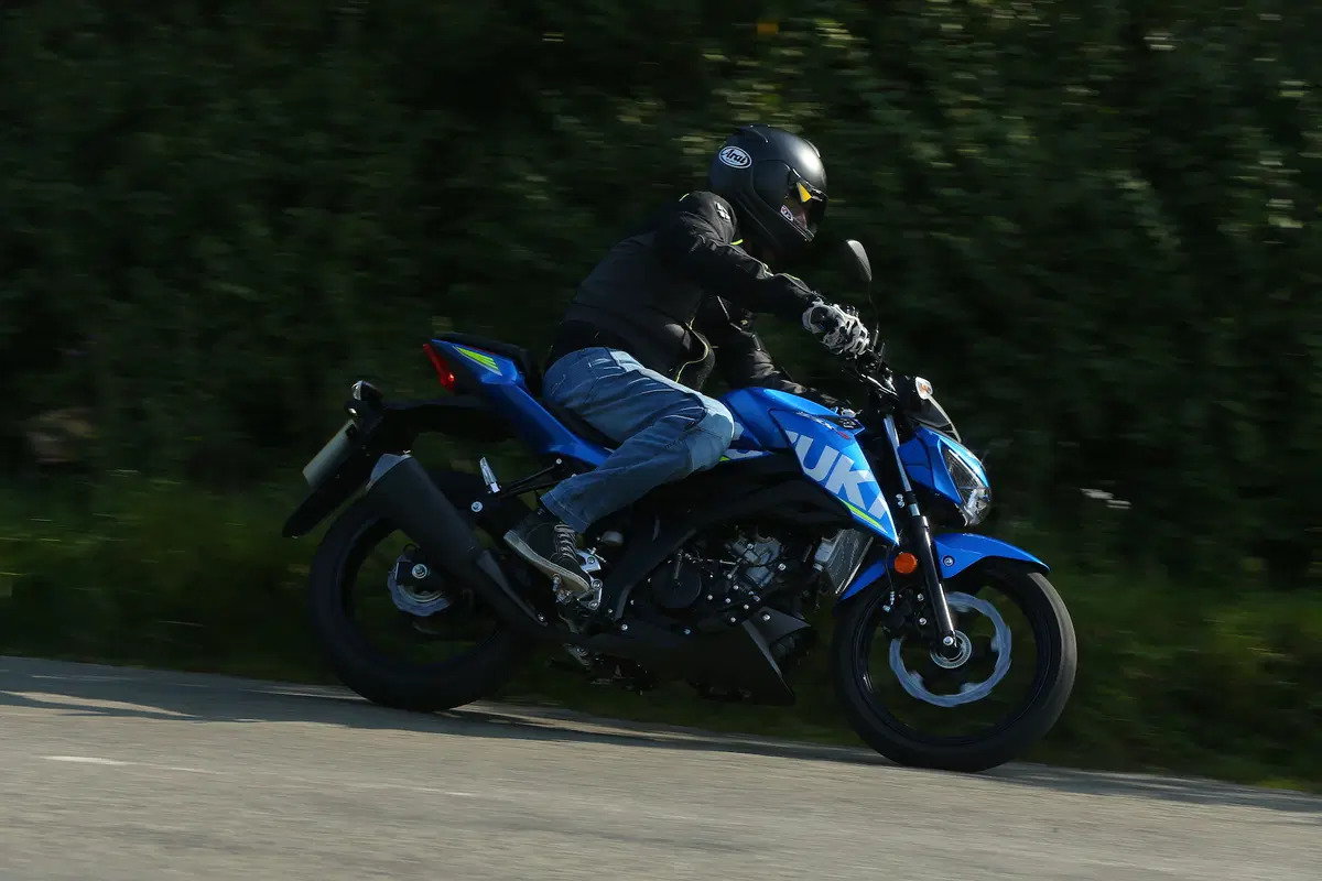 Suzuki GSX-R 125 e GSX-S 125 (6)