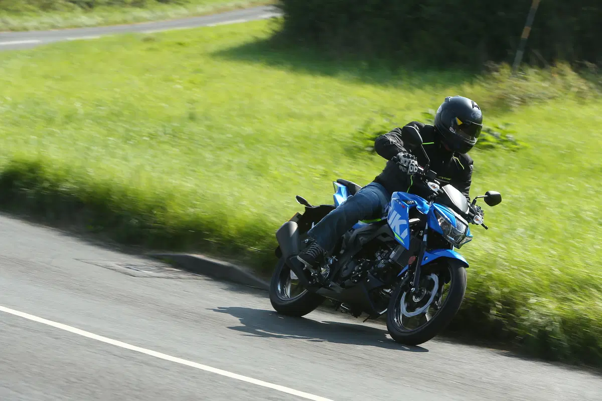 Suzuki GSX-R 125 e GSX-S 125 (12)