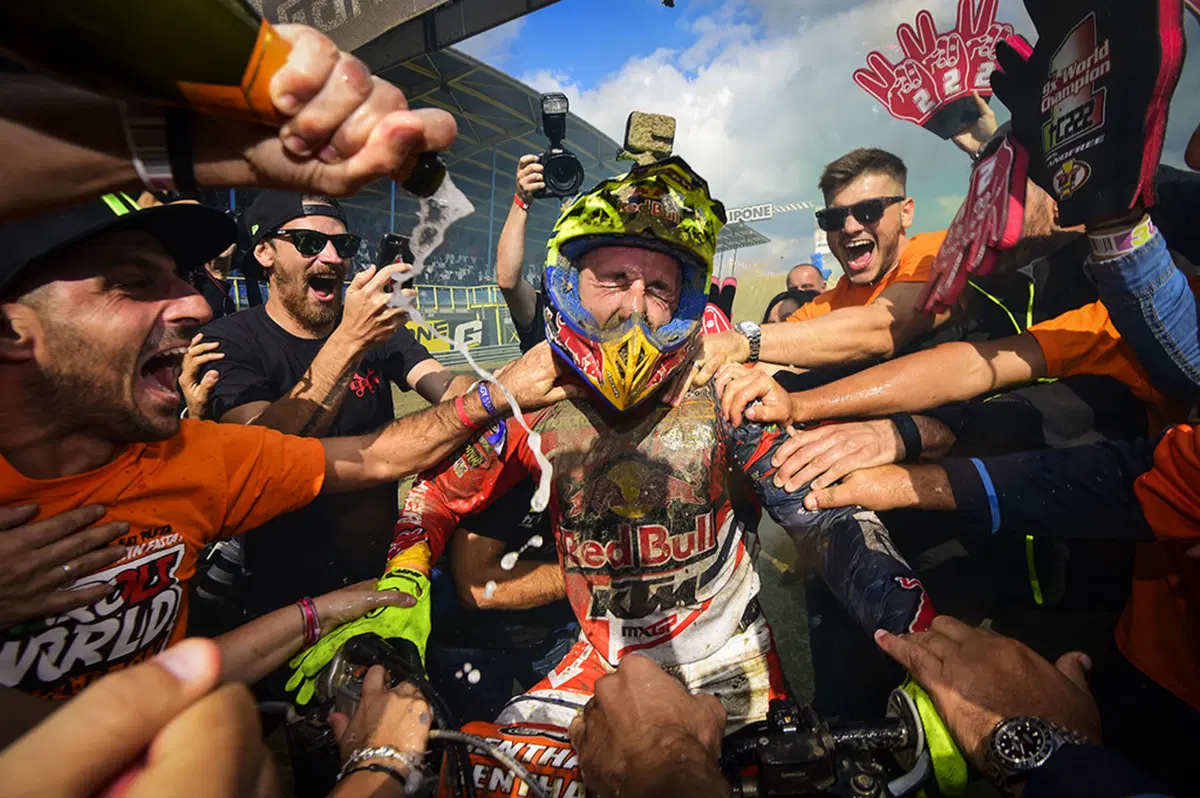 MXGP. Le foto più spettacolari del GP d'Olanda 2017 (78)