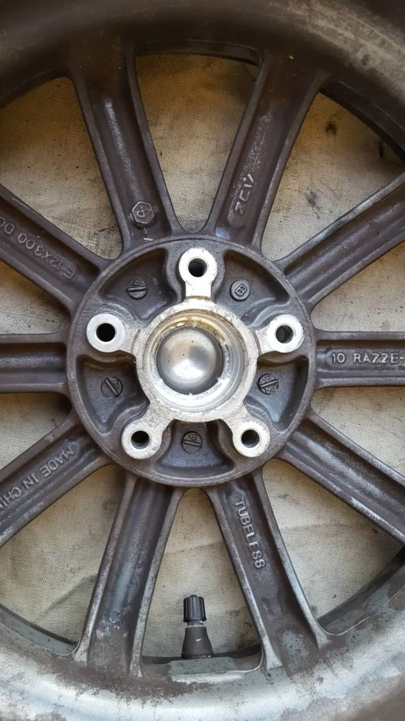 Ruota Ant Sx Piaggio (7)