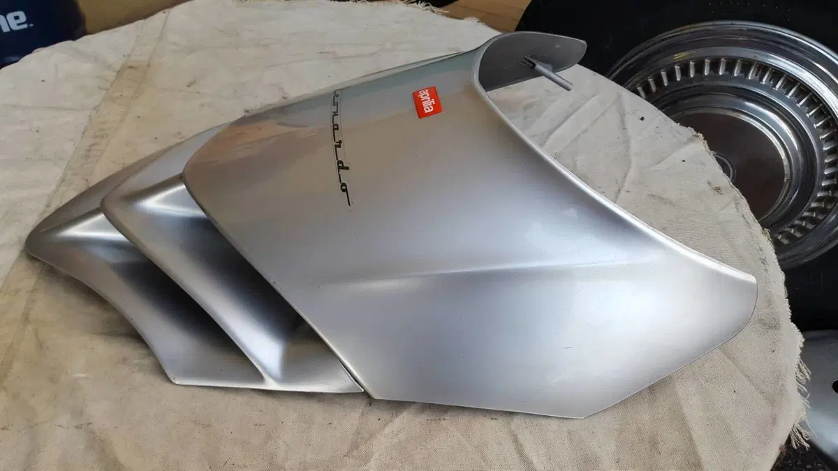 Carena Laterale Leonardo Aprilia (3)