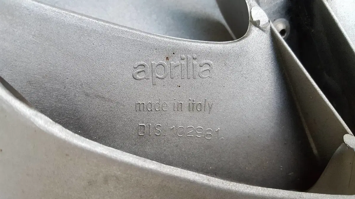 Carena Laterale Leonardo Aprilia (5)