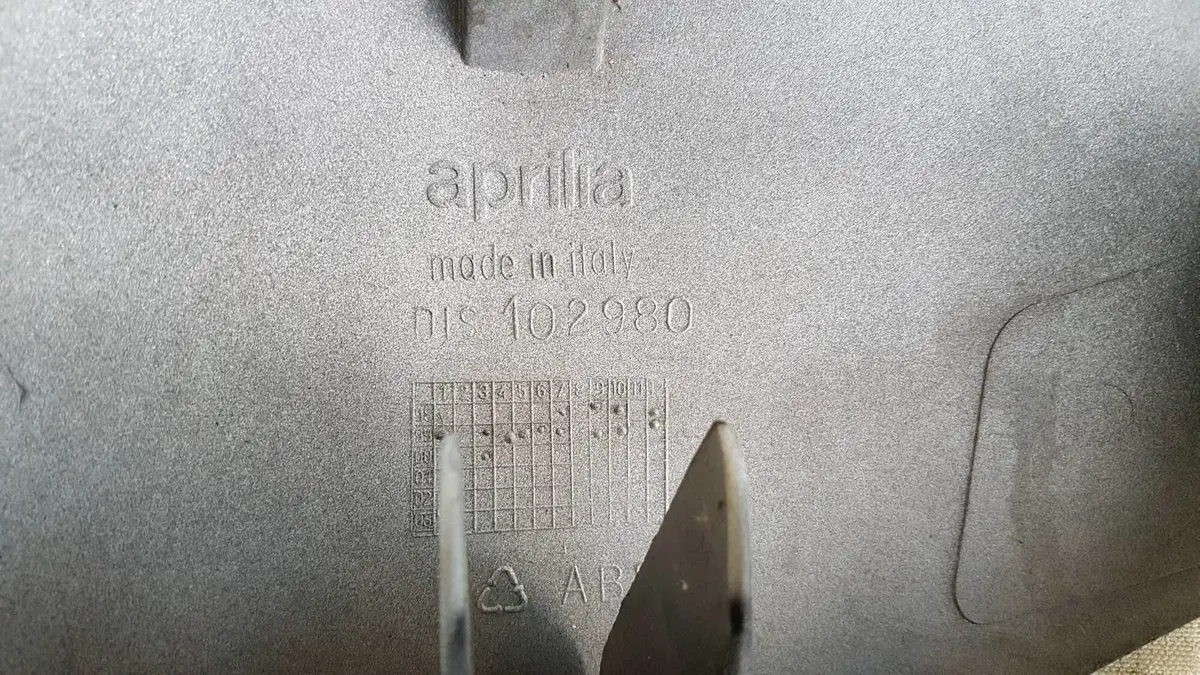 Carena Laterale Leonardo Aprilia (6)