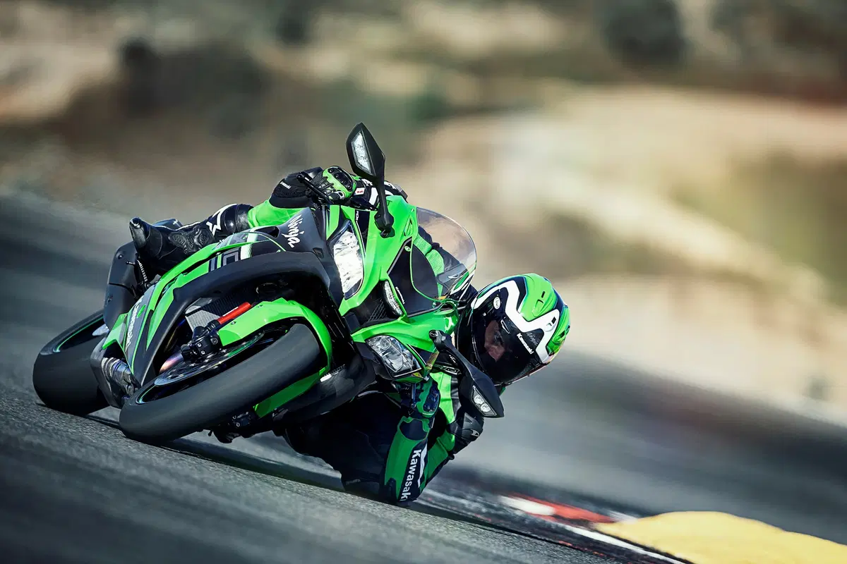 Kawasaki ZX-10R Ninja 2016: la gallery (4)