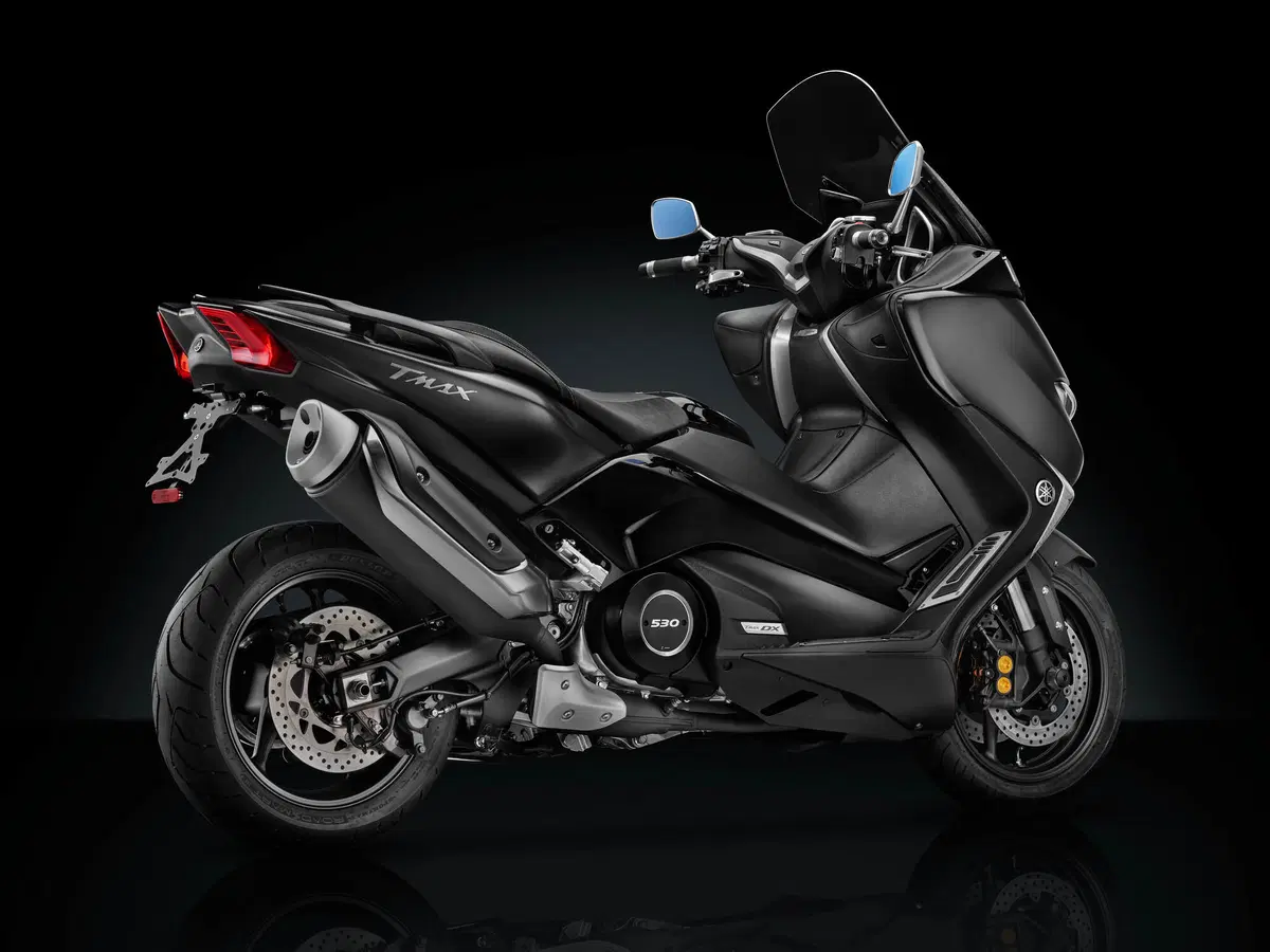 Rizoma: linea di accessori per Yamaha TMAX SX (10)