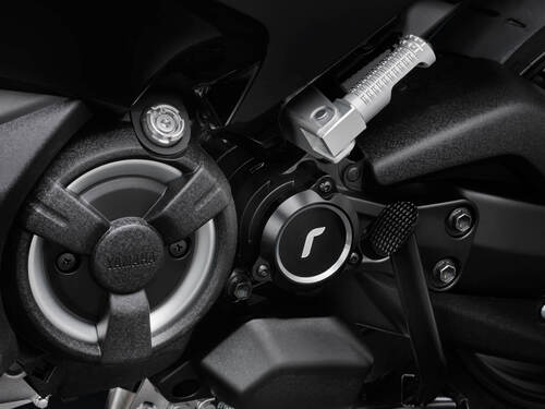 Rizoma: linea di accessori per Yamaha TMAX SX (3)