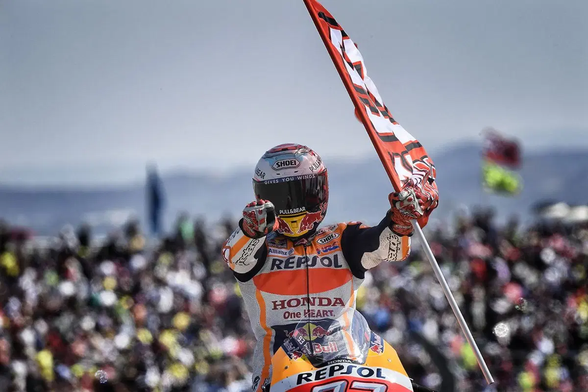 Gallery MotoGP. Le foto più belle del GP di Aragón 2017 (18)