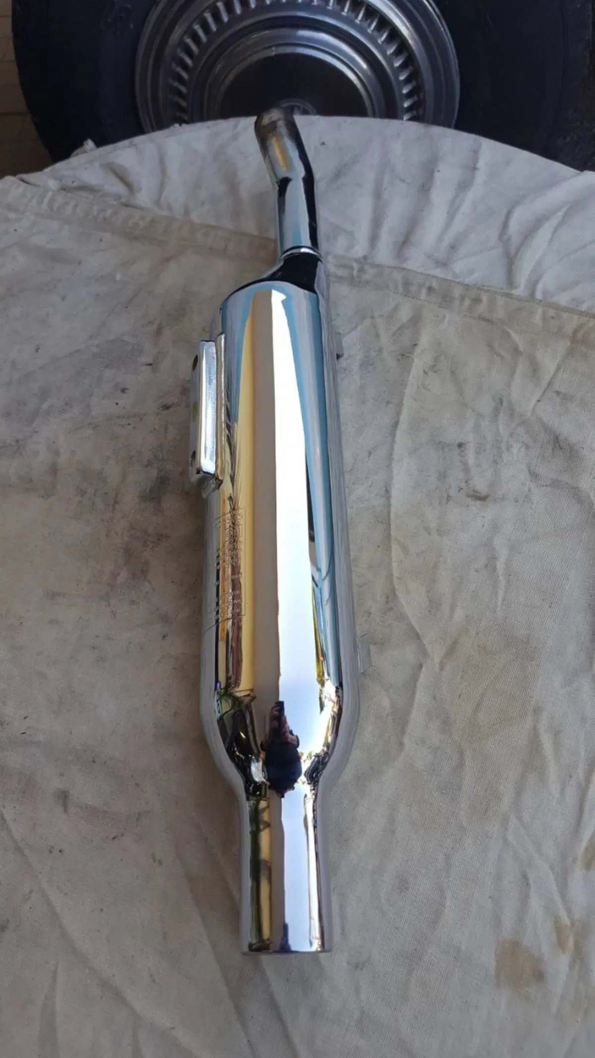 Scarico Basso Bonneville Triumph (2)