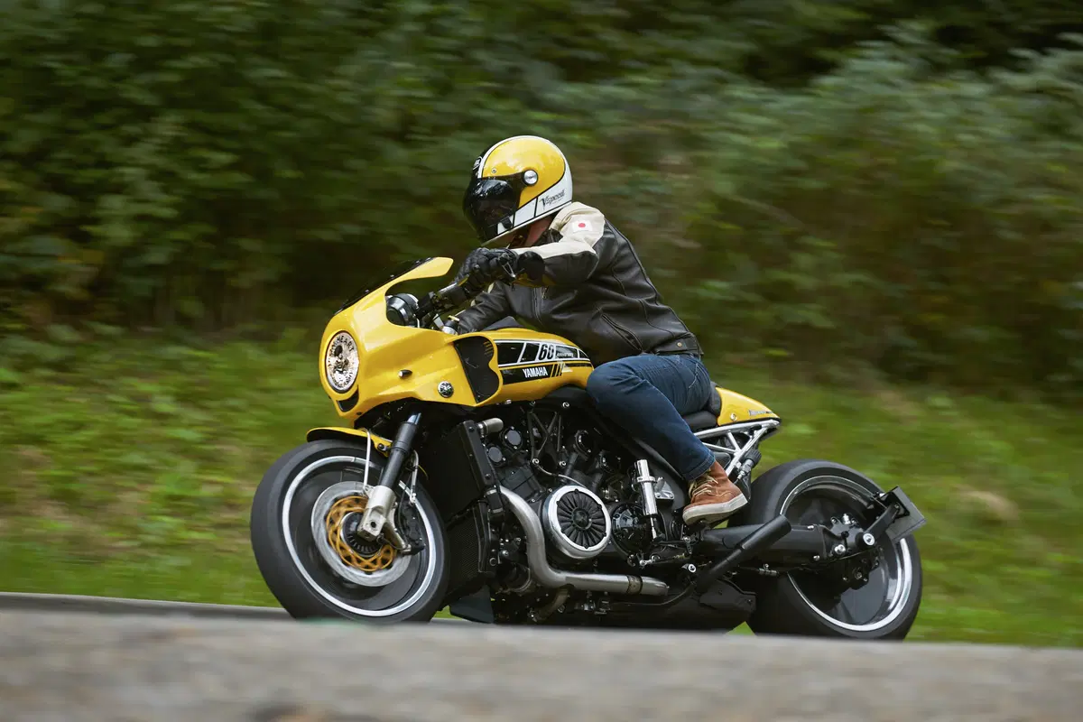 Yamaha Dealer Built, 4 special premiate
