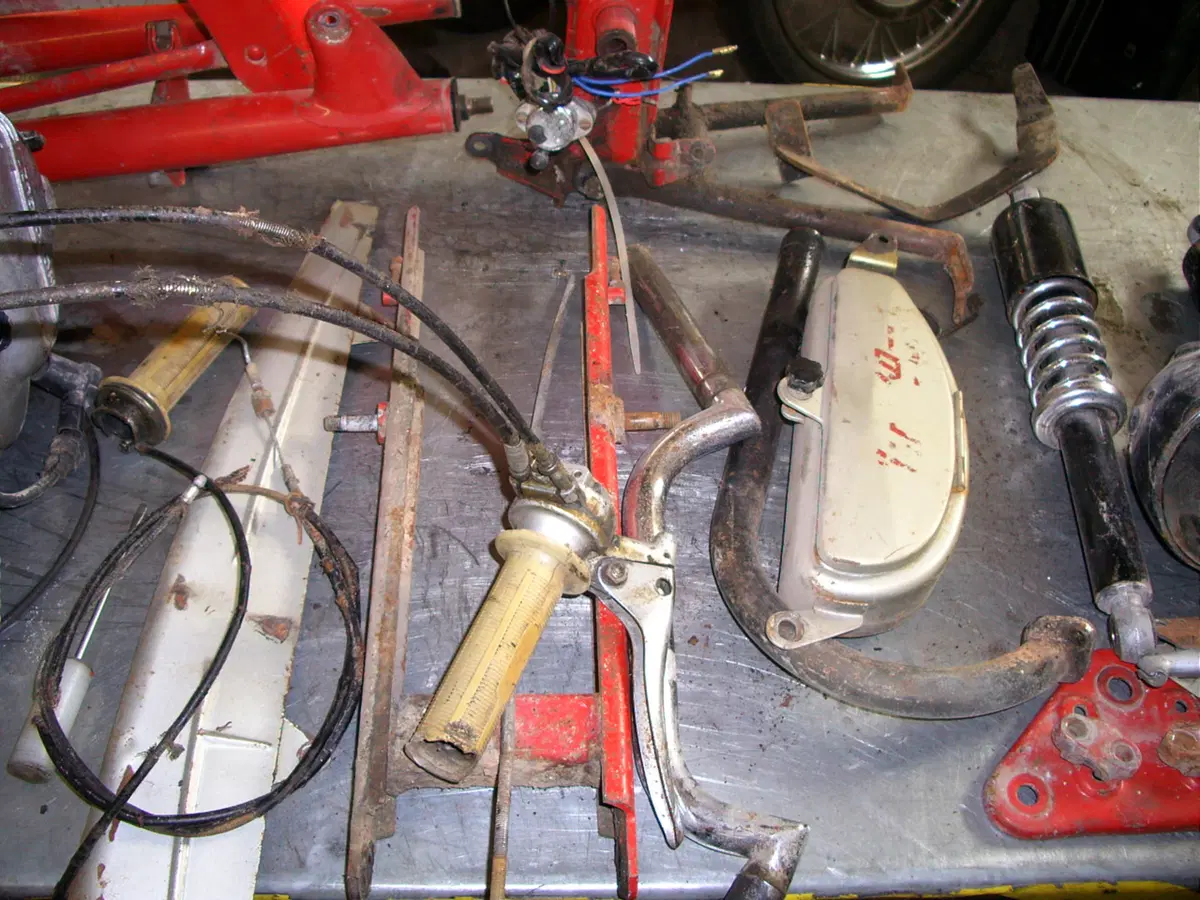 Restaurando, puntata 14: Moto Guzzi Dingo Sport 1965 (3)