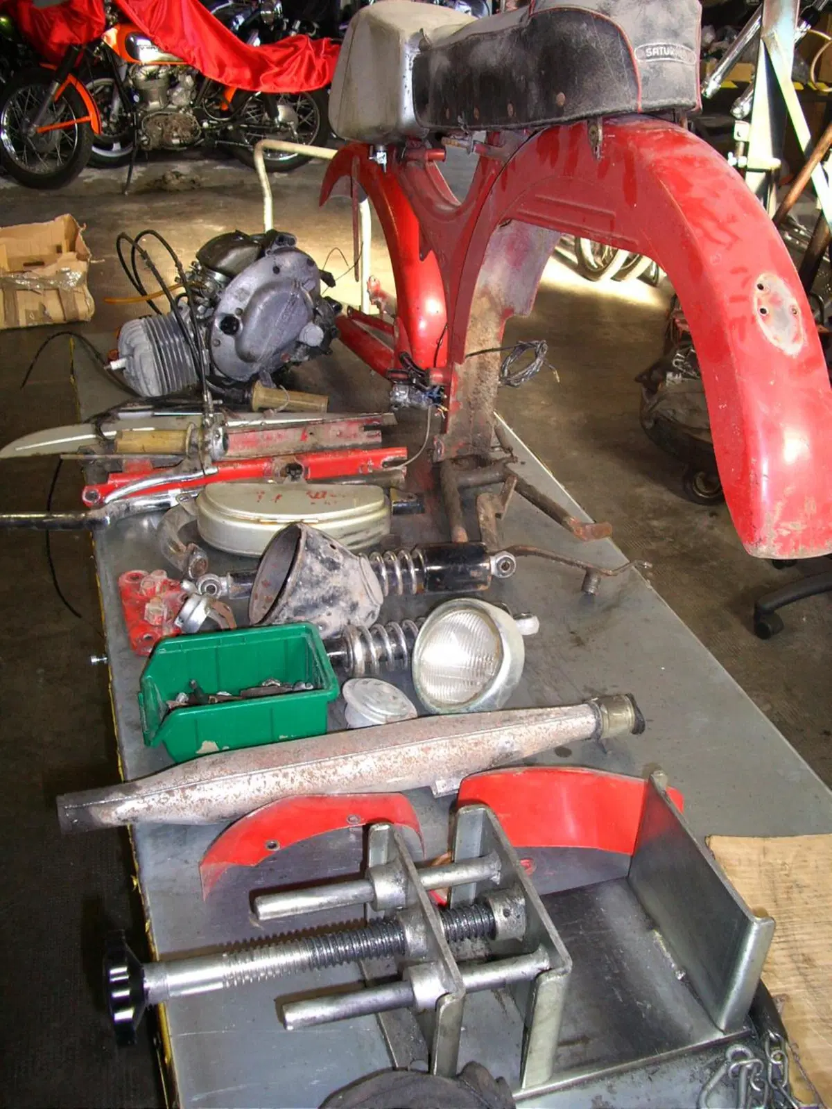 Restaurando, puntata 14: Moto Guzzi Dingo Sport 1965 (4)