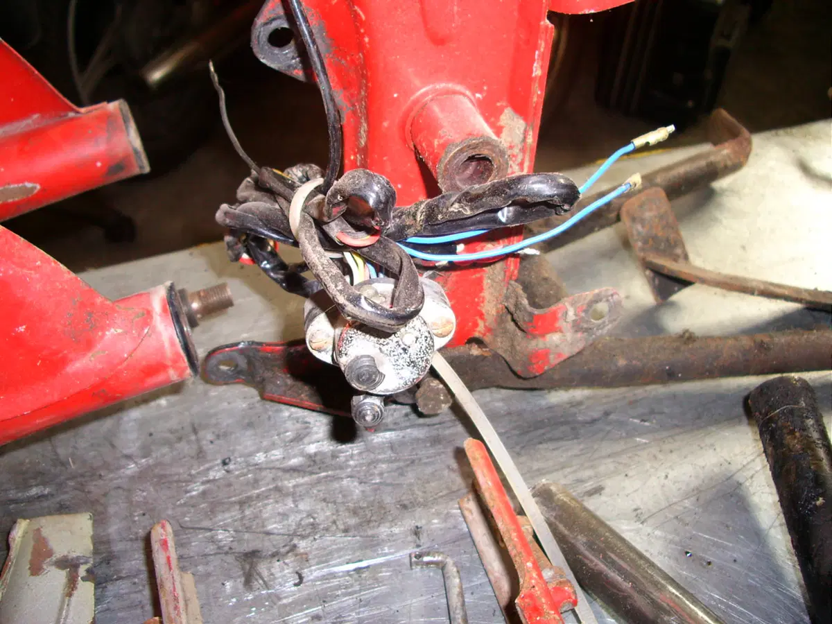 Restaurando, puntata 14: Moto Guzzi Dingo Sport 1965 (13)