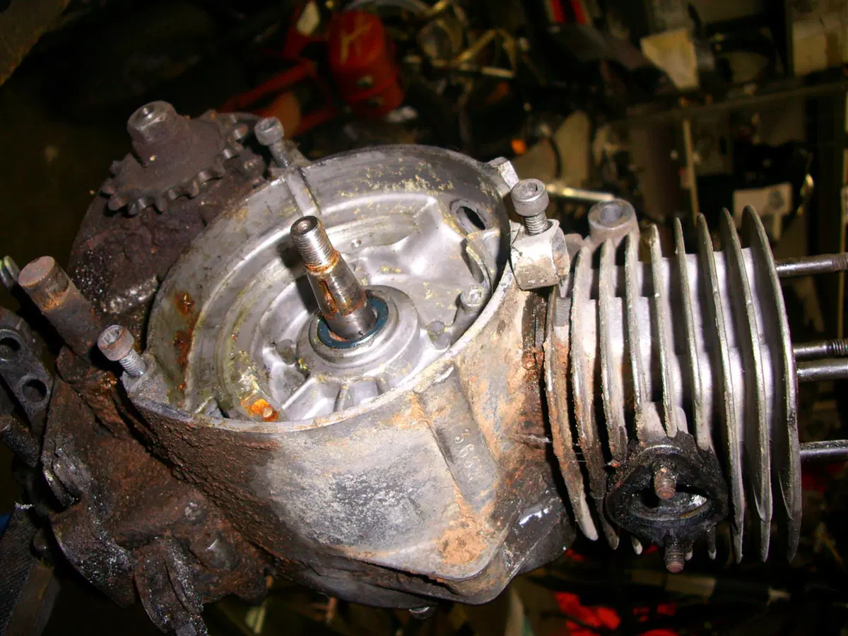 Restaurando, puntata 14: Moto Guzzi Dingo Sport 1965 (21)