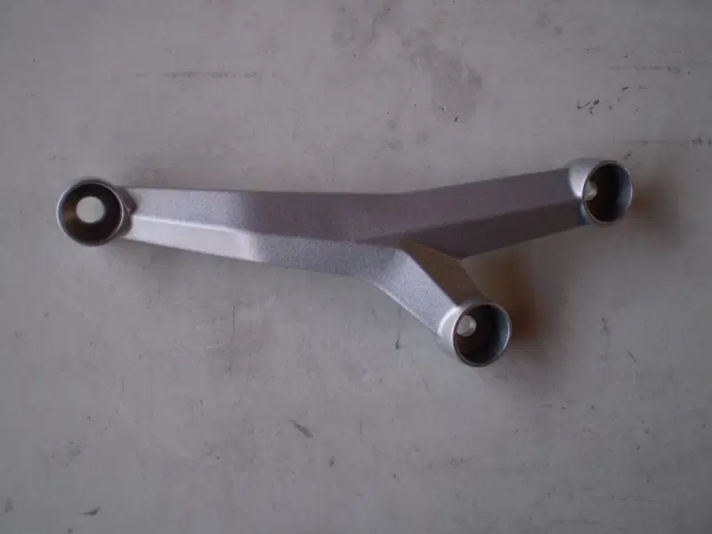 supporto motore dx duke Ktm