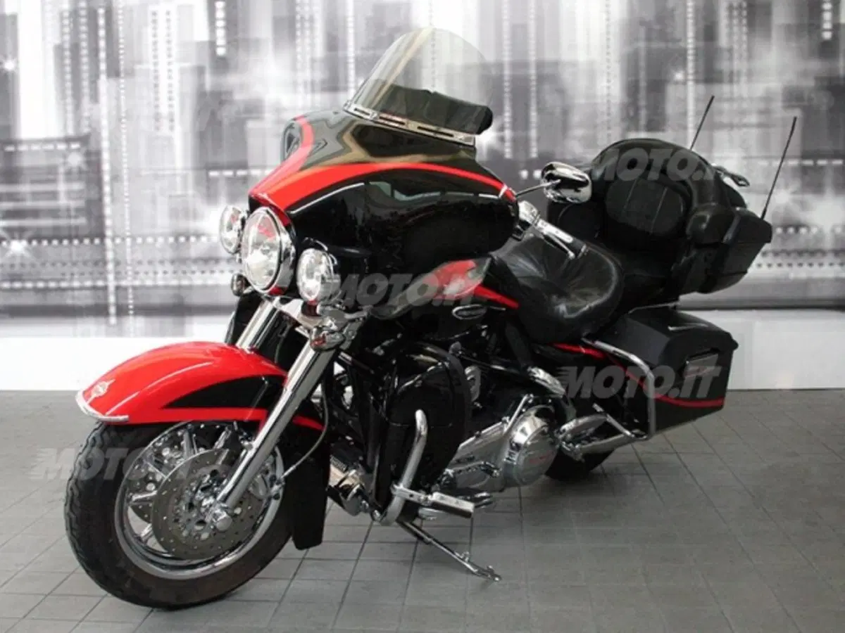 Harley-Davidson Touring 1340 Electra Glide Ultra Classic (1989 - 93) - FLHTCU (5)
