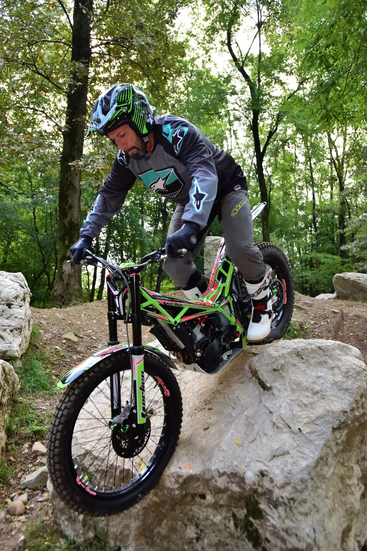 Vertigo Combat Vertical 300 (4)