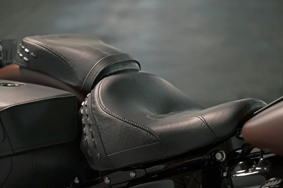 Harley-Davidson Softail 114 Heritage Classic (2018 - 20) - FLHCS (5)