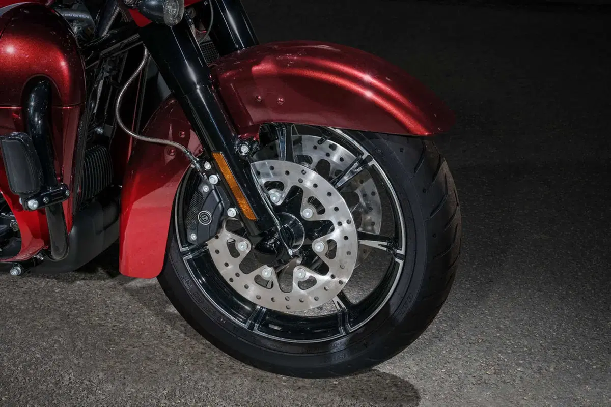 Harley-Davidson CVO - Custom Vehicle Operations 117 Limited (2018 - 20) - FLHTKSE (12)
