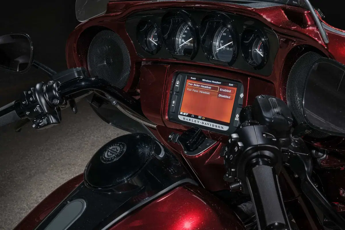 Harley-Davidson CVO - Custom Vehicle Operations 117 Limited (2018 - 20) - FLHTKSE (13)