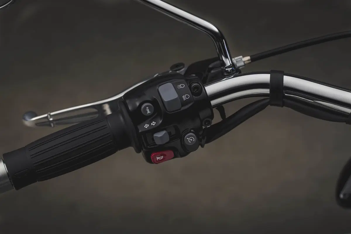 Triumph Bonneville Speedmaster 2018 (2)