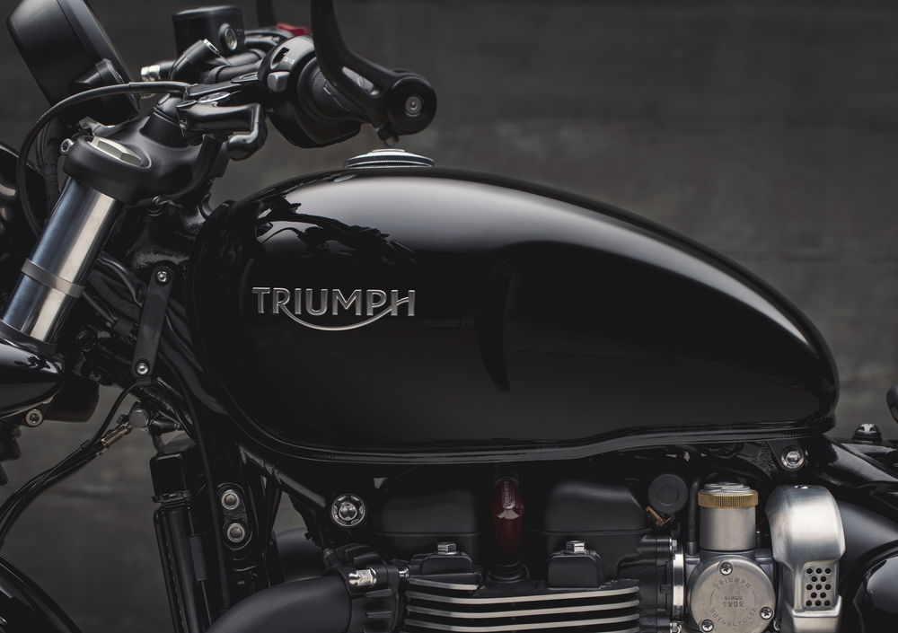 Triumph Bonneville Bobber Black 1200 (2018 - 20) (4)