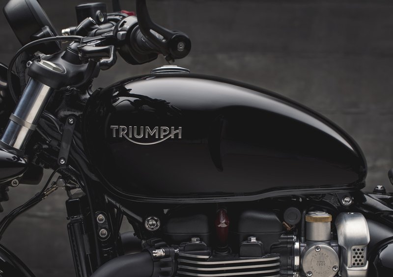 Triumph Bonneville Bobber Black 1200 Bonneville Bobber Black 1200 (2018 - 20) (4)
