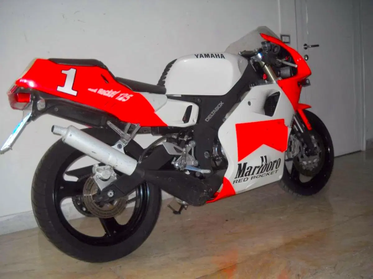 Le Belle e Possibili di Moto.it: Yamaha TZR 125R Red Rocket (2)