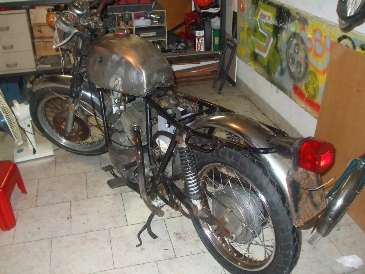 Restaurando fai da te: Moto Morini 3 ½ 1977 di Francesco (padre) e Giovanni (figlio) Cobello (15)