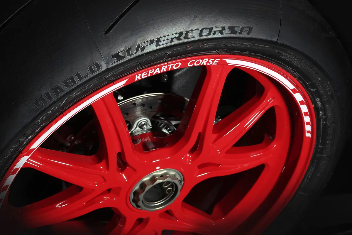 MV Agusta F4 RC 2018, la replica SBK da 212 cv  (10)