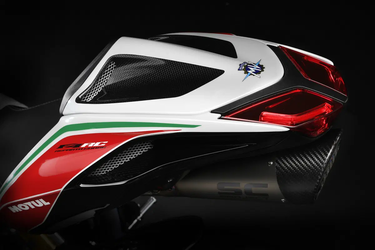 MV Agusta F4 RC 2018, la replica SBK da 212 cv  (16)