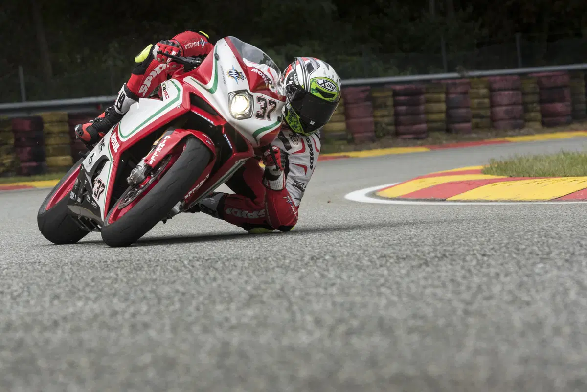 MV Agusta F4 RC 2018, la replica SBK da 212 cv  (24)