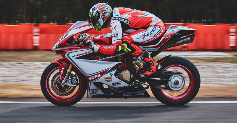 MV Agusta F4 RC 2018, la replica SBK da 212 cv 