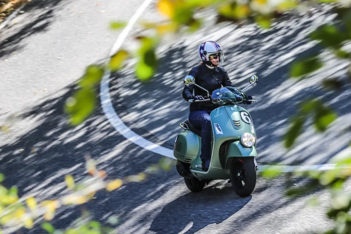 Vespa Sei Giorni (7)