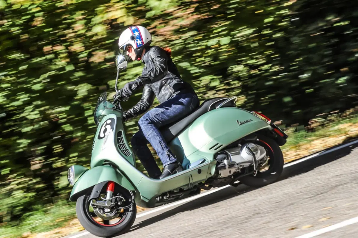 Vespa Sei Giorni (3)