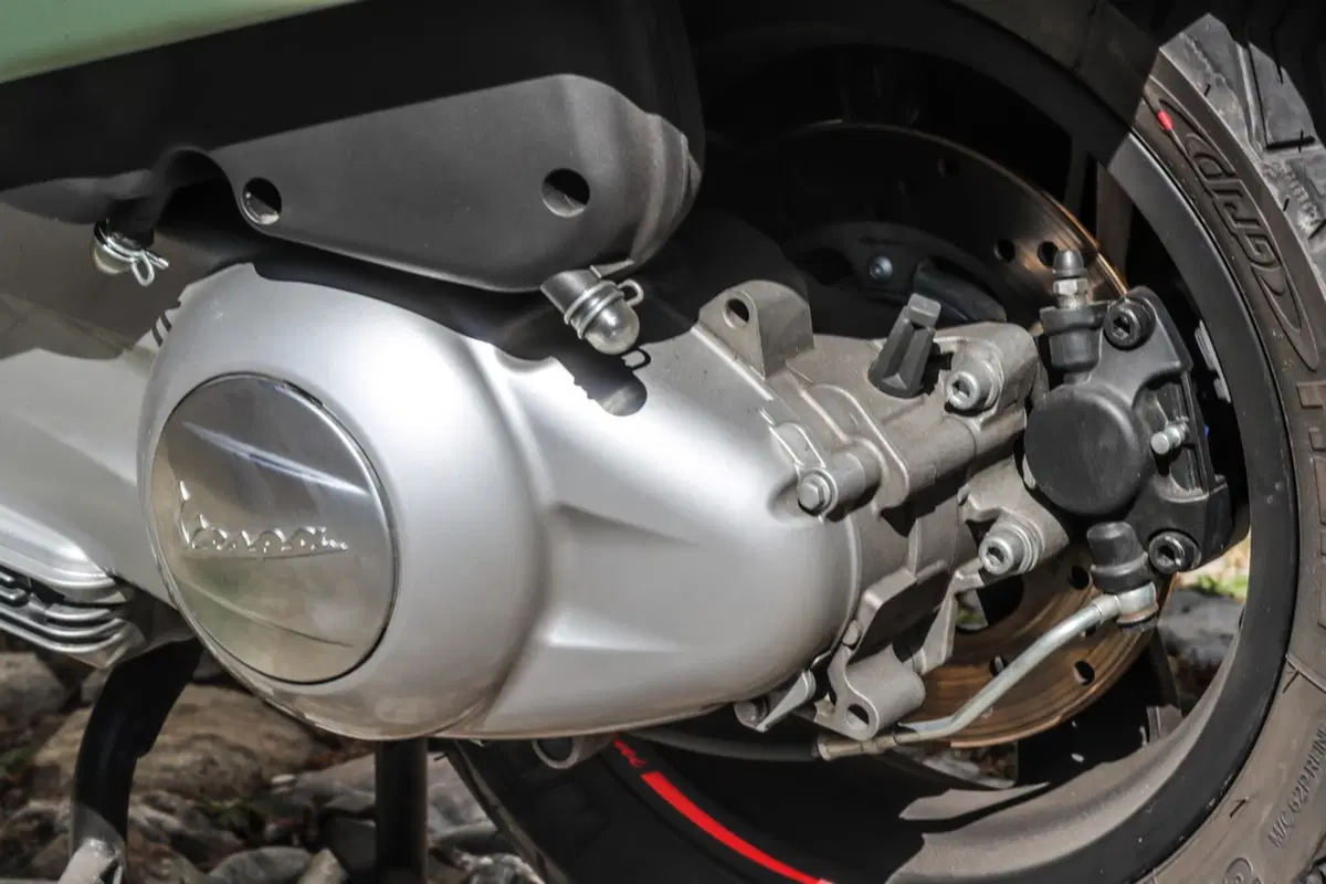 Vespa Sei Giorni (17)