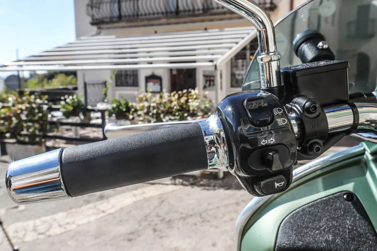Vespa Sei Giorni (23)