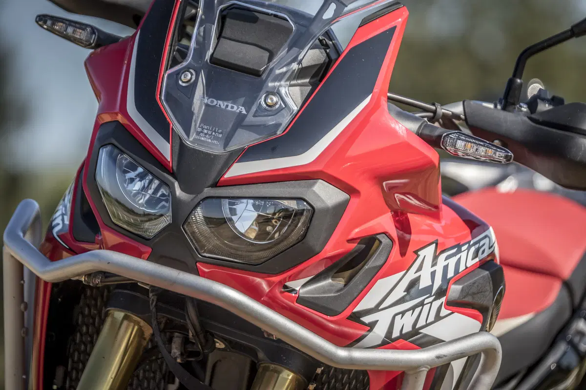 Honda Africa Twin CRF1000 vs KTM 1090 Adventure R (25)