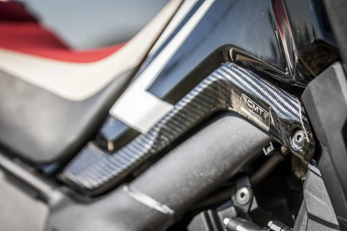 Honda Africa Twin CRF1000 vs KTM 1090 Adventure R (32)