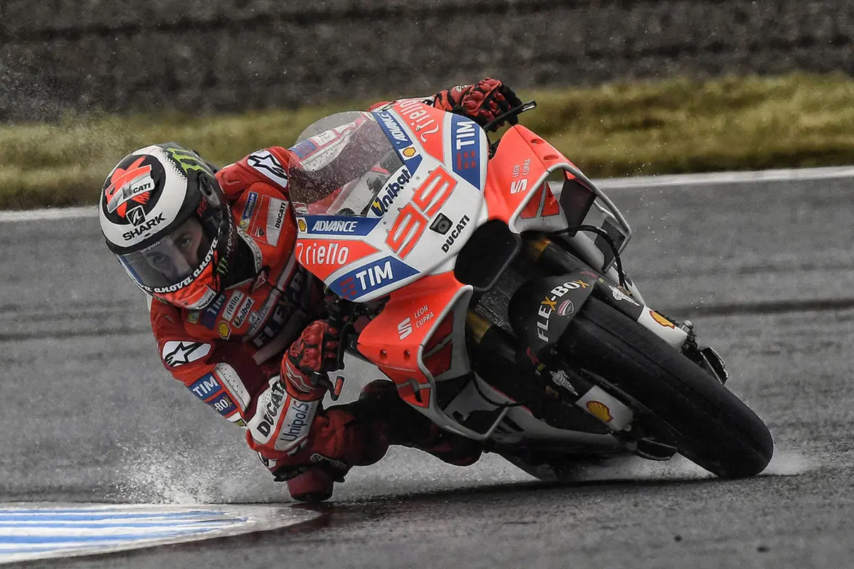 Gallery MotoGP 2017. Le foto più belle del GP del Giappone  (38)