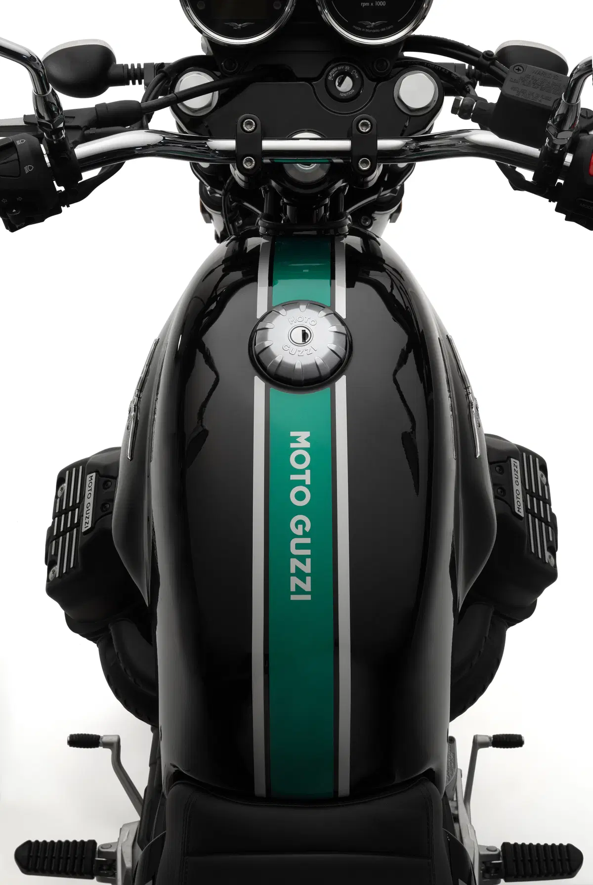Moto Guzzi V7 III (28)