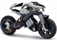 Yamaha MOTOROiD 03, l'intelligenza artificiale. E il pilota?