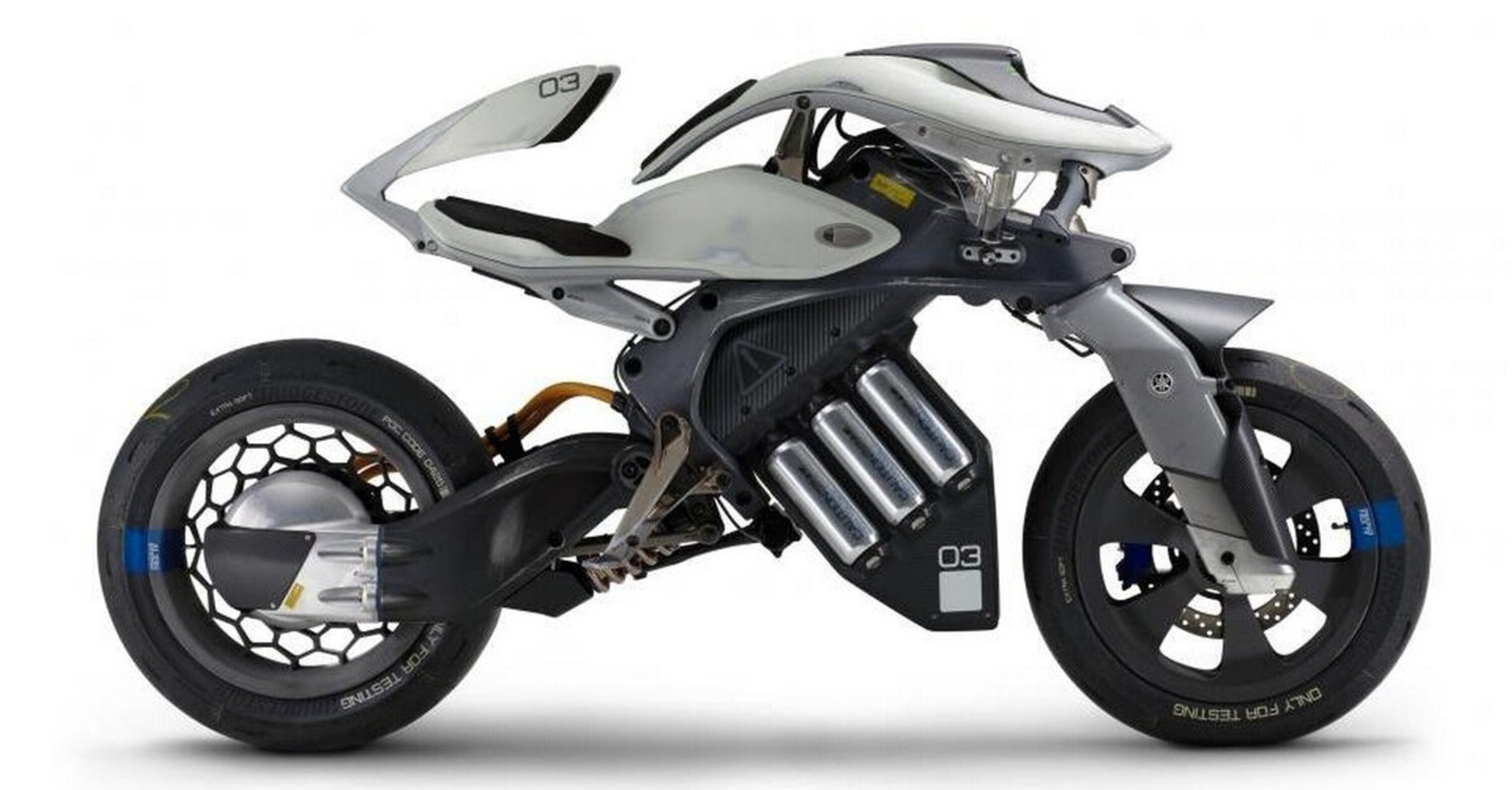 Yamaha MOTOROiD 03, l&#039;intelligenza artificiale. E il pilota?