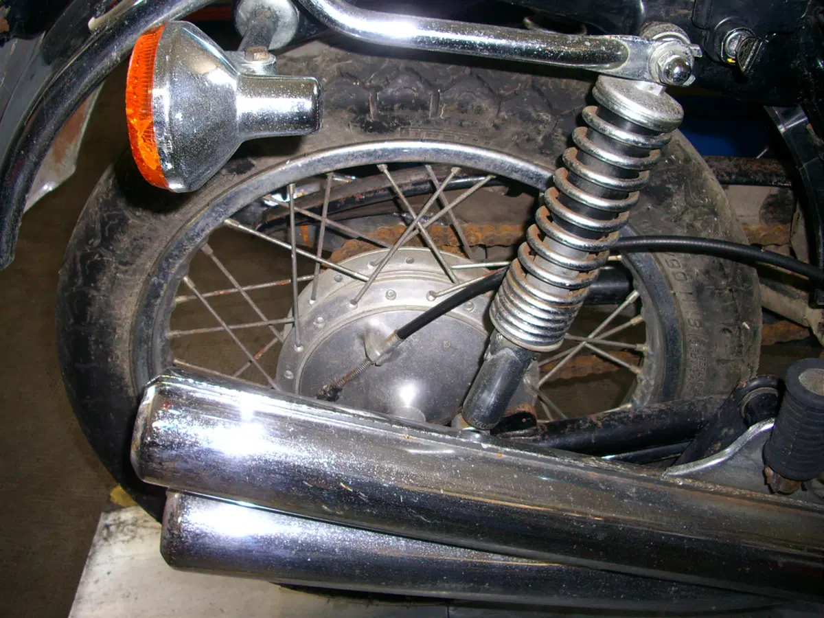 Restaurando, puntata 15: Kawasaki 400 Mach II 1974 (4)