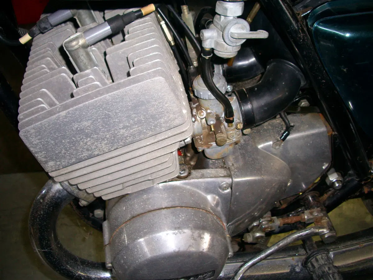 Restaurando, puntata 15: Kawasaki 400 Mach II 1974 (11)