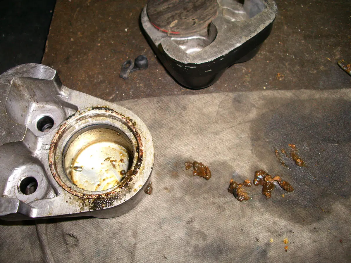 Restaurando, puntata 15: Kawasaki 400 Mach II 1974 (21)