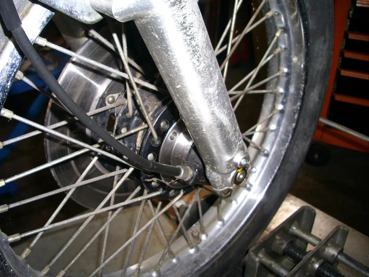 Restaurando, puntata 15: Kawasaki 400 Mach II 1974 (25)