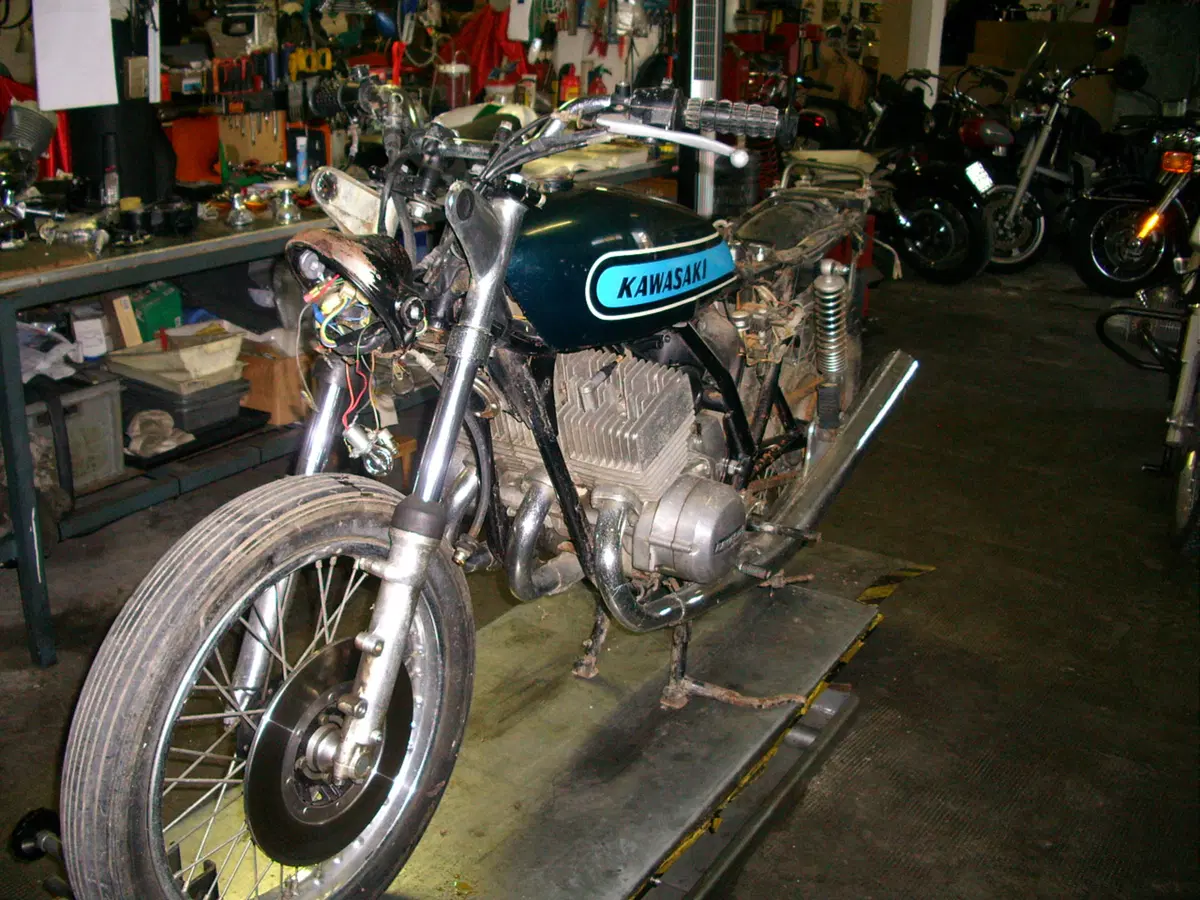 Restaurando, puntata 15: Kawasaki 400 Mach II 1974 (31)